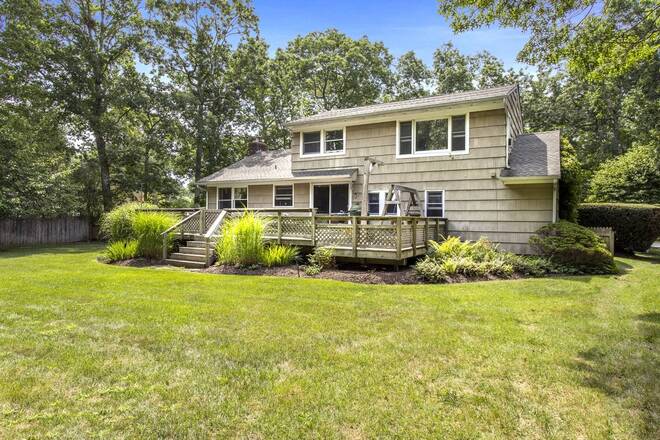 74 Eisenhower Drive, East Quogue, NY 11942 (Sold NYStateMLS Listing ...